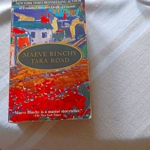 TARA ROAD BY MAEVE BINCHY